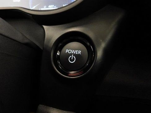 Used 2025 Toyota Sienna XSE image 42