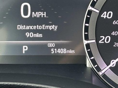 Used 2022 Toyota Highlander XLE FWD image 33