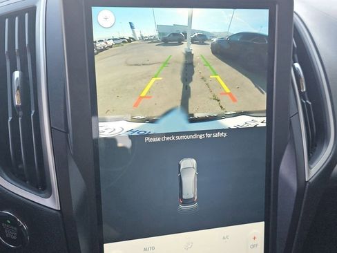 Used 2022 Ford Edge SEL image 10