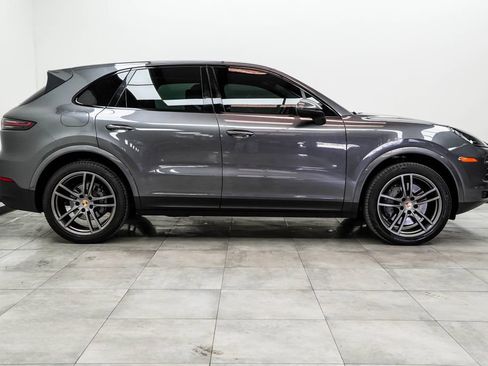 Used 2021 Porsche Cayenne S AWD/4WD image 10