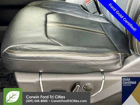 Used 2022 Ford Expedition Platinum image 25