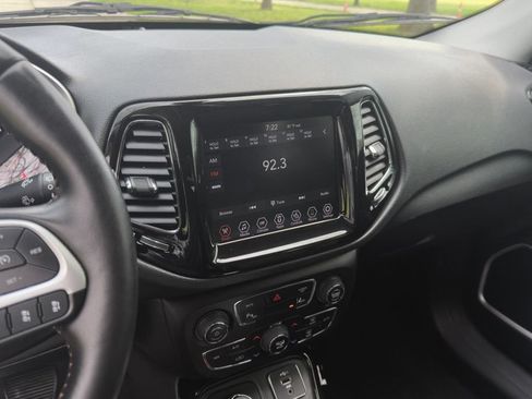 Used 2021 Jeep Compass Limited AWD/4WD image 13