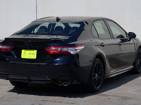 Used 2020 Toyota Camry SE FWD image 45