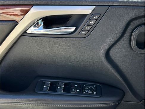 Used 2019 Lexus RX 350L FWD image 21