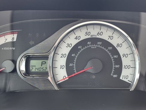 Used 2014 Toyota Sienna SE w/ SE Premium Package w/Entune image 21