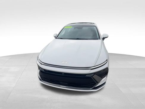 Used 2024 Hyundai Sonata Limited FWD image 4