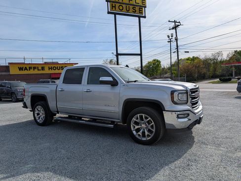 Used 2017 GMC Sierra 1500 SLT w/ SLT Premium Package AWD/4WD image 3