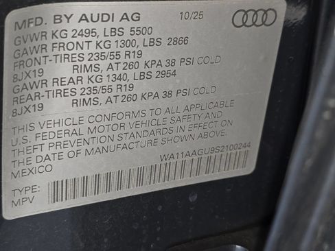 Used 2025 Audi Q5 Premium w/ Convenience Package AWD/4WD image 34