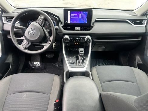 Used 2023 Toyota RAV4 LE AWD/4WD image 19