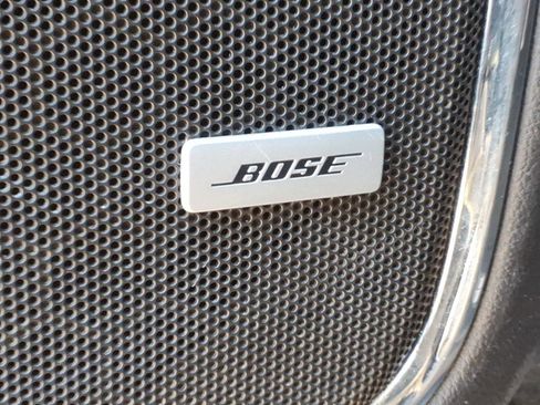 Used 2019 GMC Yukon XL SLT w/ Graphite Performance Edition image 20