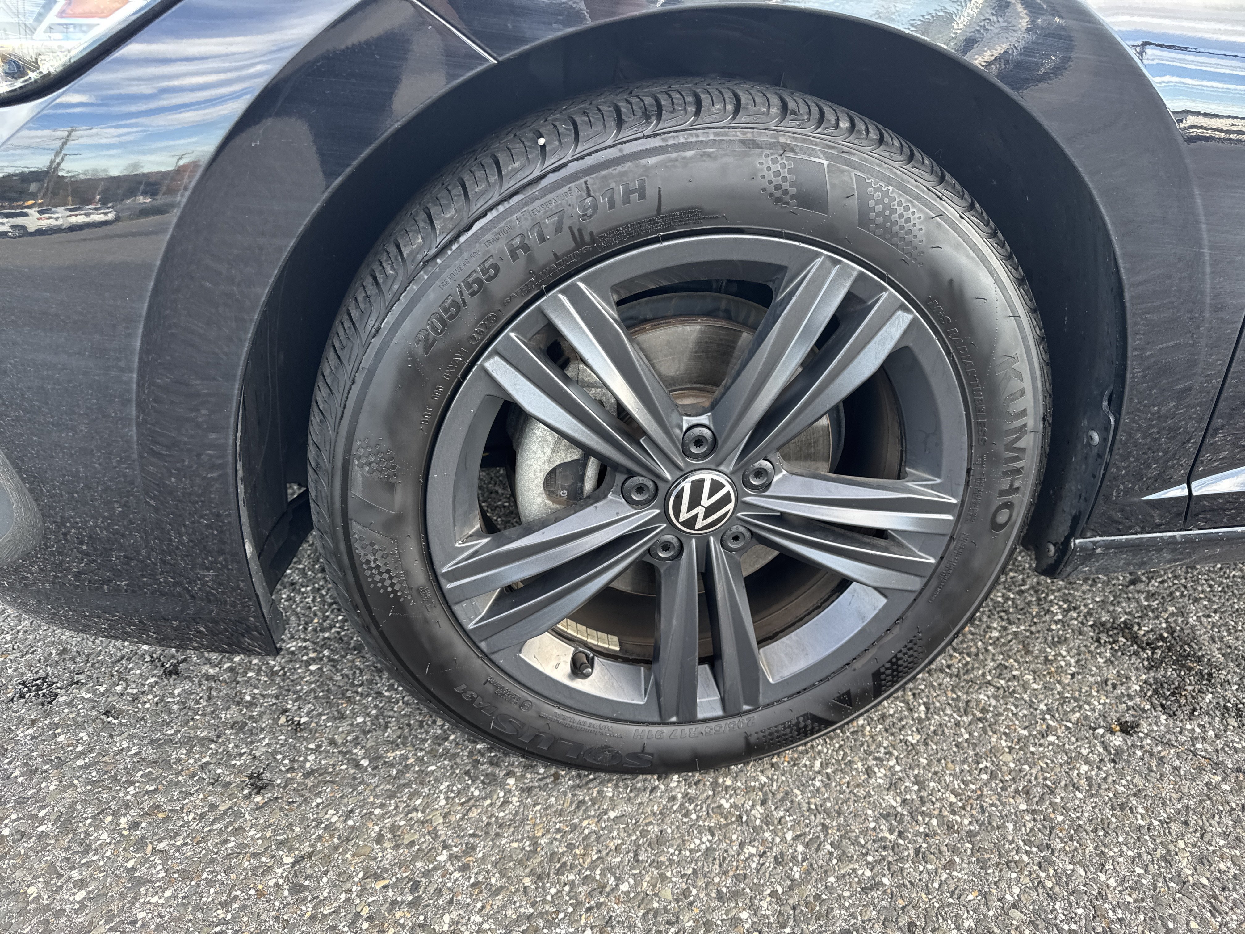 Certified 2024 Volkswagen Jetta SE FWD image 8