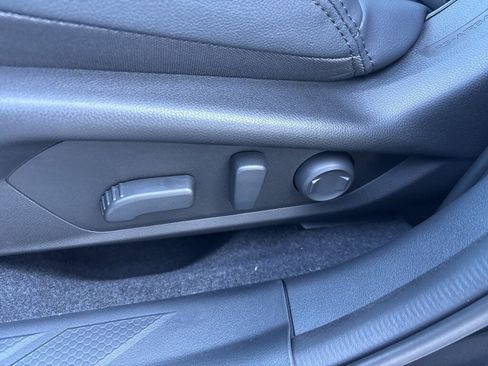 New 2026 Subaru Outback Premium image 18