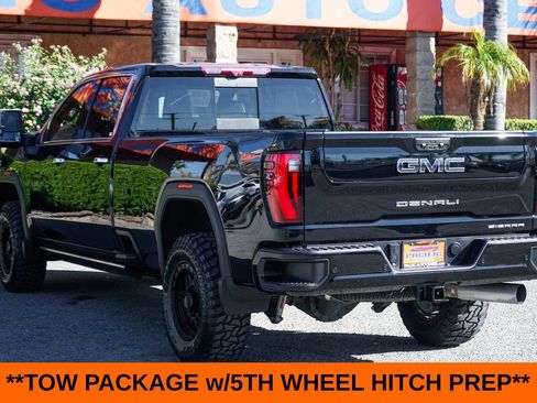 Used 2024 GMC Sierra 3500 Denali Ultimate AWD/4WD image 5