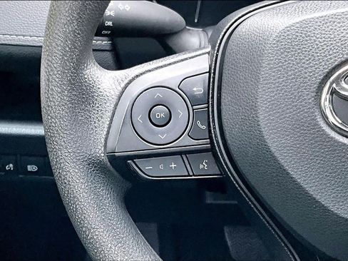 Certified 2023 Toyota RAV4 LE FWD image 24