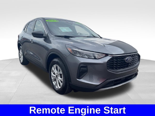 Used 2023 Ford Escape Active AWD/4WD image 7
