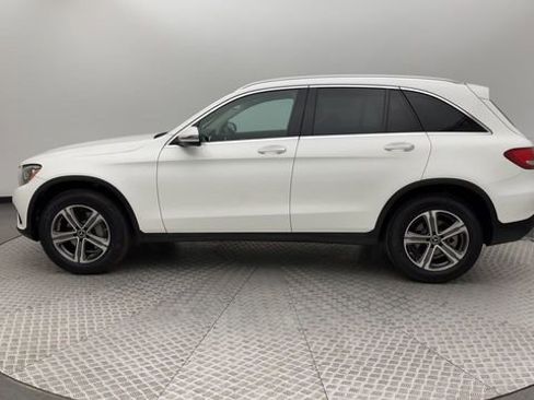 Used 2019 Mercedes-Benz GLC 300 4MATIC image 5