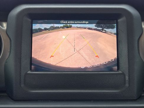 Used 2022 Jeep Wrangler Unlimited Sport AWD/4WD image 21
