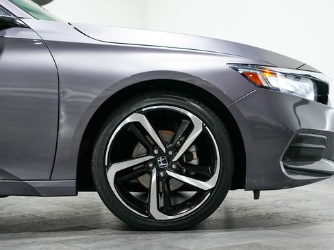 Used 2018 Honda Accord LX image 9