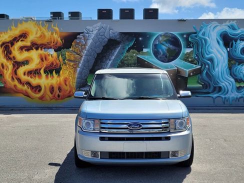 Used 2009 Ford Flex Limited image 2