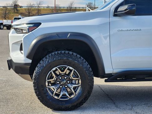 Certified 2024 Chevrolet Colorado ZR2 w/ Safety Package image 8