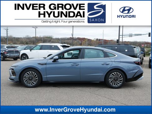 Used 2025 Hyundai Sonata Limited image 1