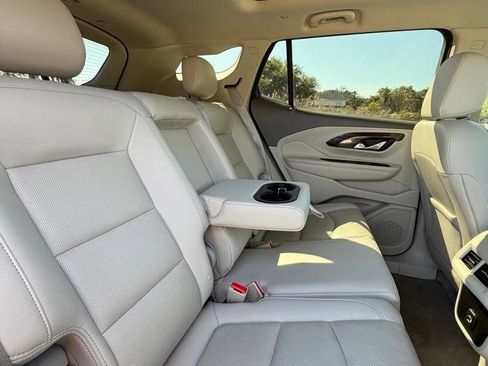 Used 2019 GMC Terrain Denali w/ Advanced Safety Package image 17