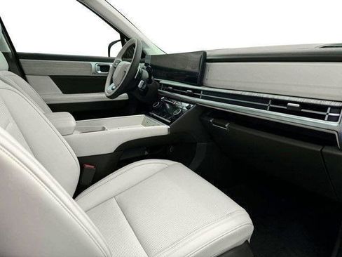 Used 2025 Hyundai Santa Fe Calligraphy image 15
