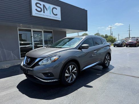 Used 2017 Nissan Murano Platinum w/ Platinum Technology Package AWD/4WD image 2