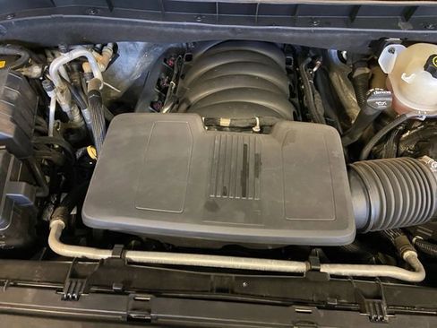 Used 2021 Chevrolet Tahoe Z71 w/ Luxury Package image 30