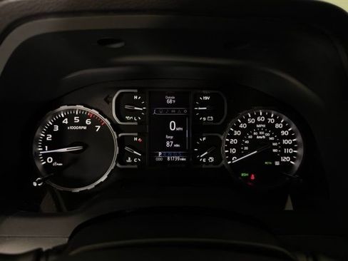 Used 2019 Toyota Tundra Platinum AWD/4WD image 21
