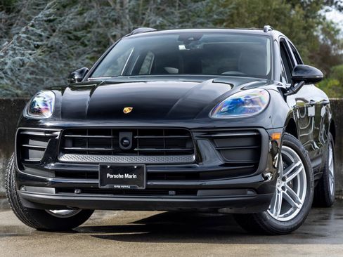 Certified 2025 Porsche Macan AWD/4WD image 1