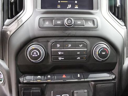 Used 2025 Chevrolet Silverado 1500 W/T w/ WT Value Package AWD/4WD image 25