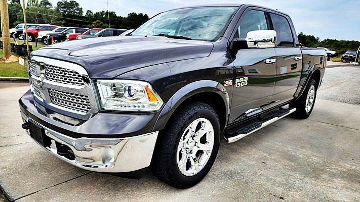 Used 2016 RAM 1500 Laramie w/ Convenience Group RWD image 5