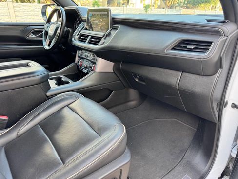 Used 2021 GMC Yukon XL SLT RWD image 24