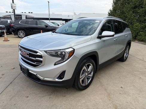 Used 2020 GMC Terrain SLT w/ Preferred Package image 8