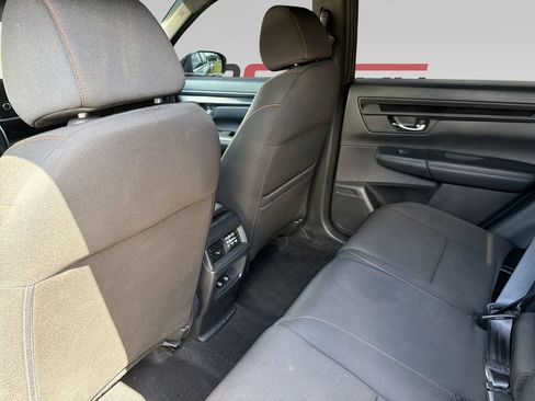 Used 2025 Honda CR-V Sport image 10