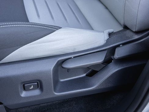 Certified 2024 Toyota Tacoma TRD Off-Road image 12