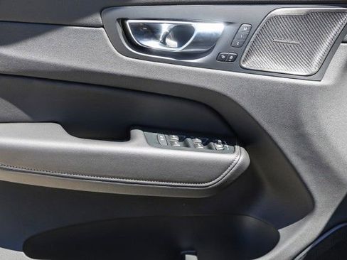 New 2025 Volvo XC60 T8 Ultra w/ Protection Package Premier image 21