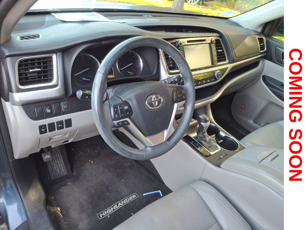 Used 2016 Toyota Highlander Limited AWD/4WD image 14