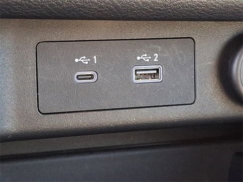 Used 2022 Nissan Rogue SV image 24