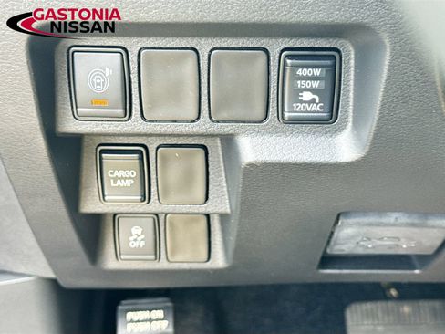 Used 2025 Nissan Frontier Pro-X w/ Pro Convenience Package RWD image 13