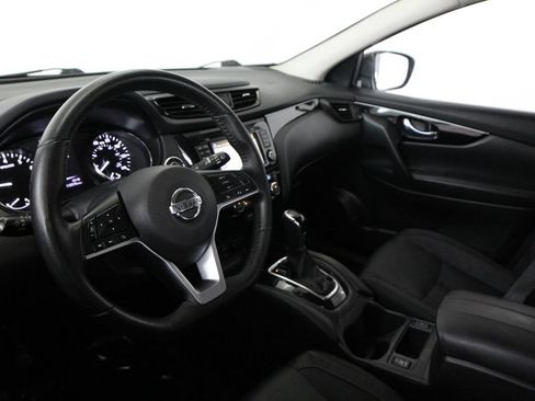 Used 2017 Nissan Rogue Sport SL AWD/4WD image 6