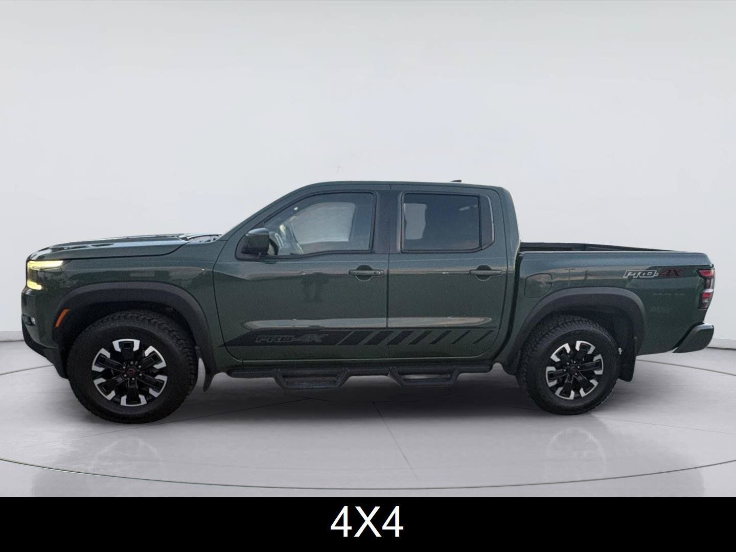 Used 2022 Nissan Frontier PRO-4X w/ Technology Package AWD/4WD image 6