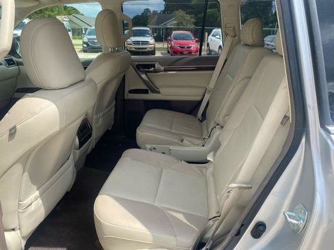 Used 2019 Lexus GX 460 Premium AWD/4WD image 8