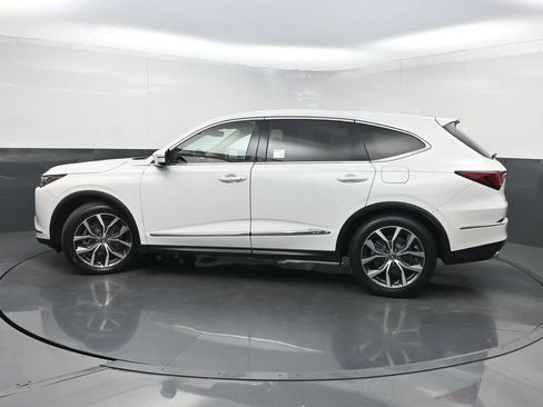 Used 2023 Acura MDX w/ Technology Package FWD image 48