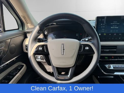 Used 2025 Lincoln Corsair AWD image 12