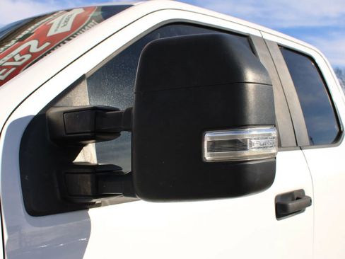 Used 2019 Ford F150 XL w/ XL Power Equipment Group image 3