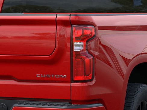 New 2025 Chevrolet Silverado 1500 Custom image 40