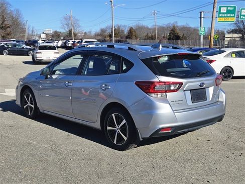 Used 2022 Subaru Impreza Premium image 3