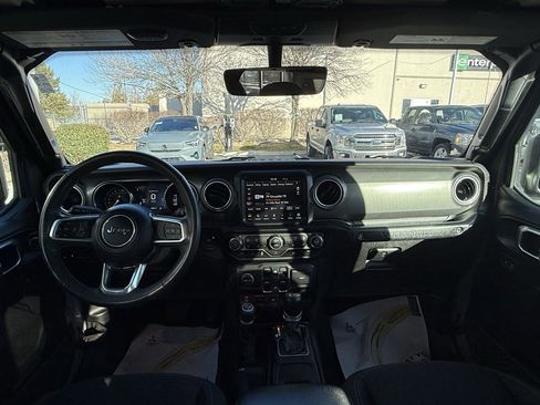 Used 2023 Jeep Wrangler Unlimited Rubicon 4xe w/ Cold Weather Group image 20